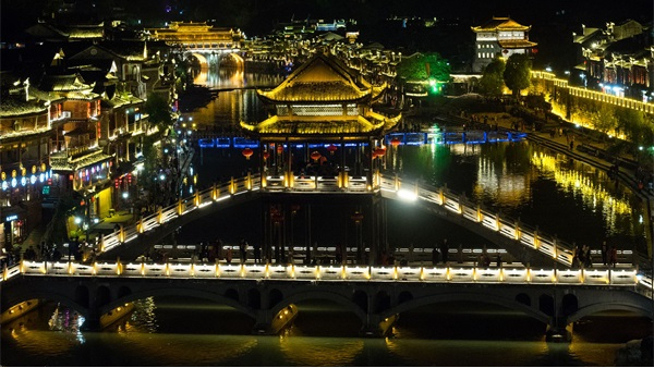 文旅夜游亮化如何才能得到游客的認可？