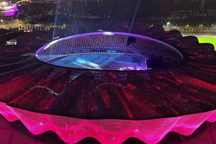 獨家亮化設(shè)計如何實現(xiàn)場館外墻大變身？