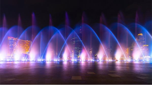 城市亮化設(shè)計(jì)如何用燈光彰顯城市文化特色？