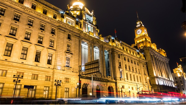 商業(yè)建筑亮化不知道怎樣與亮化公司配合？這篇文章看看吧