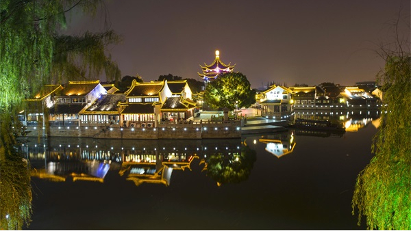 城市戶外景觀照明是現(xiàn)代夜間生活的標(biāo)配